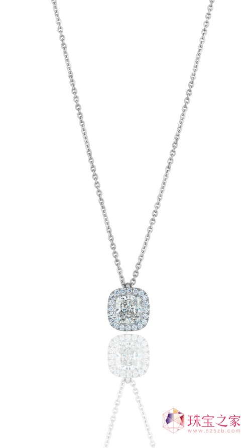 @ʯ錚еġӰ󎟡(Jeweller of Light)Ƞ˹@ʯ錚(De Beers Diamond Jewellers)yAš·feµAO(sh)ӋAȫAuraϵУAuraϵеĻʽиɫ@ʯ,ԏጌŮȻăAĽ֮顣