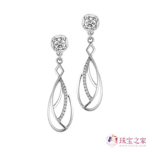六福珠寶推出全新2013婚嫁系列珠寶