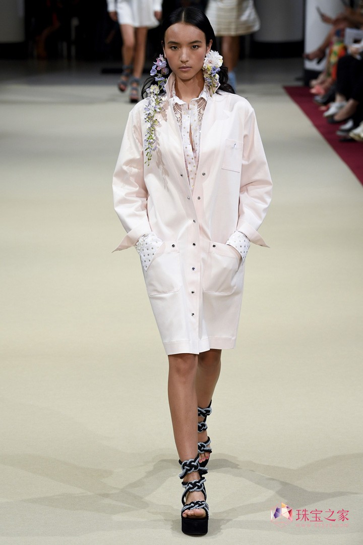 ֮߶ƷAlexis Mabille 2018ĕrb
